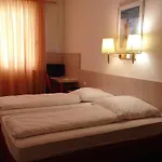 New Fair Messe Otel 2*