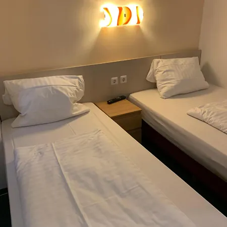 New Fair Messe Hotel 2*