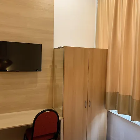 Hotel New Fair Messe 2*