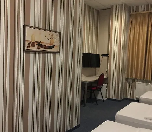 Hotel New Fair Messe 2*